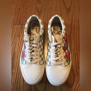 VANS OLD SKOOL DX ROSE EMBOIDERY SNEAKERS WHITE Leather MEN 8 WOMEN 9.5